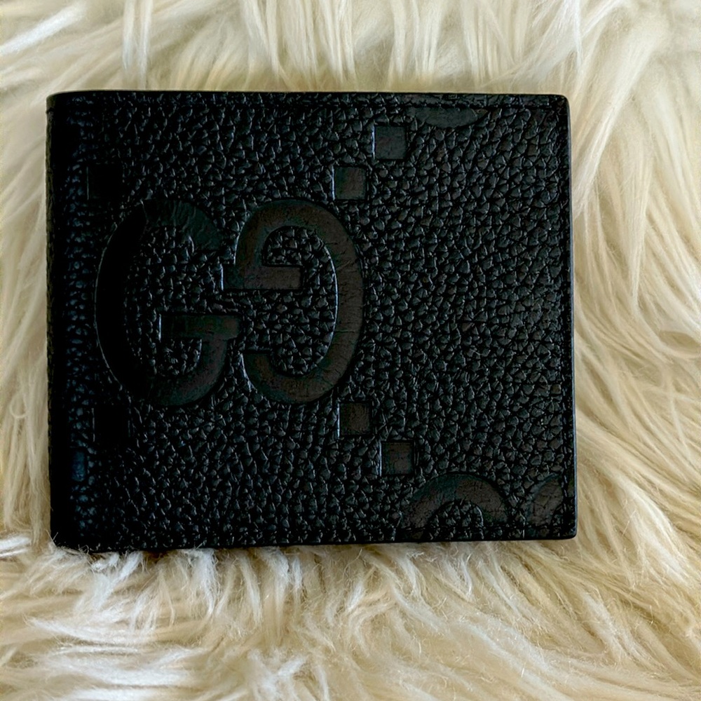 New gorgeous embossed leather wallet